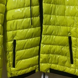 Beautiful Calvin Klein Shiny Citrus Large Bubble Coat